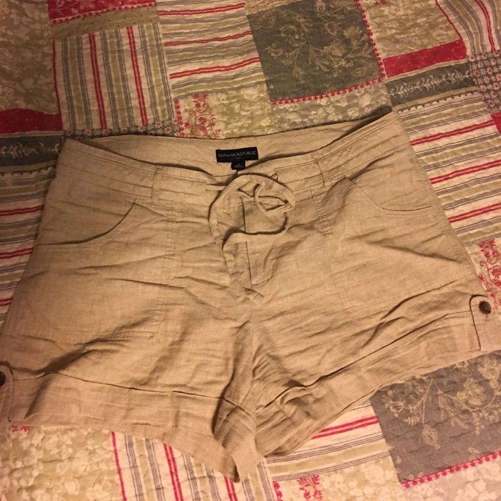 Banana republic linen shorts size 14